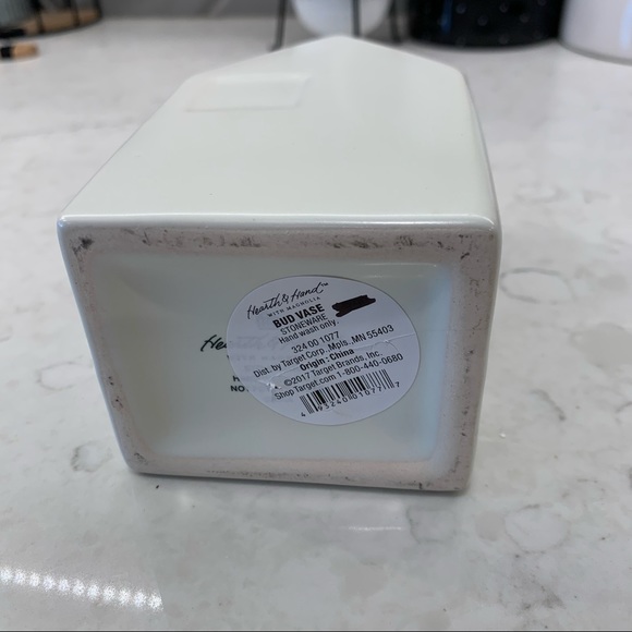 🚨LAST CHANCE. 🚨Hearth & HandMagnolia Small Stoneware Home Bud Vase - Picture 9 of 9